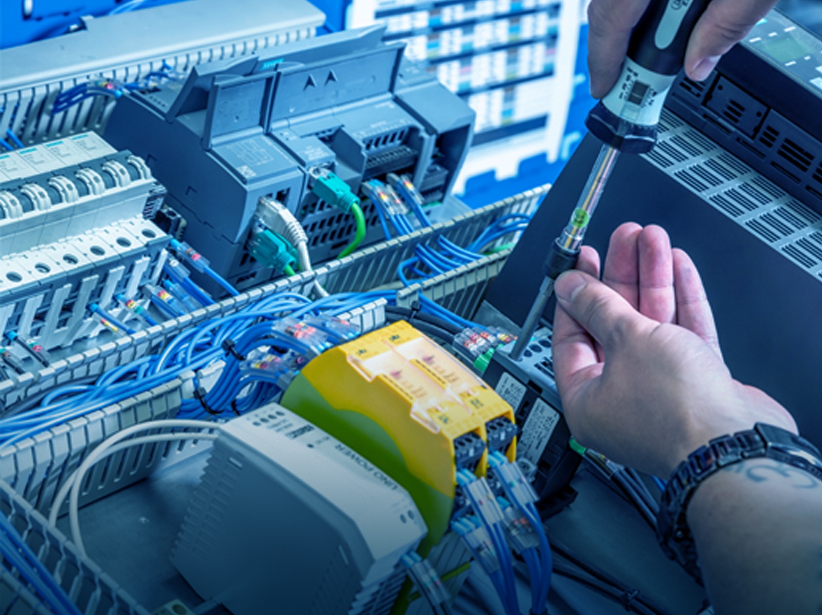 Dịch vụ kỹ thuật