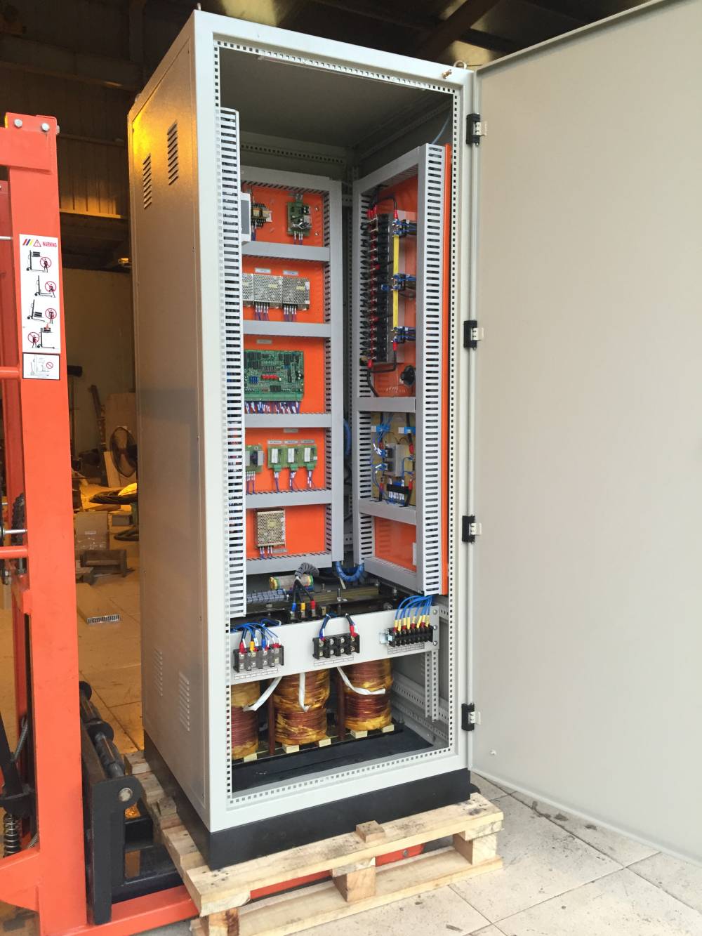 Hệ thống nạp Ắc quy